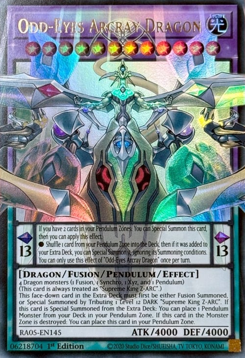 Dragón Arcray de Ojos Anómalos Frente