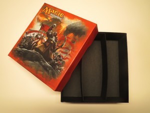 Khans of Tarkir: Empty Holiday Gift Box