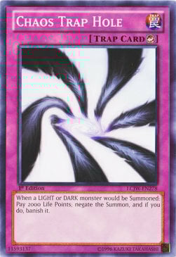 Chaos Trap Hole Card Front