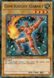 Gem-Knight Garnet · Common 016